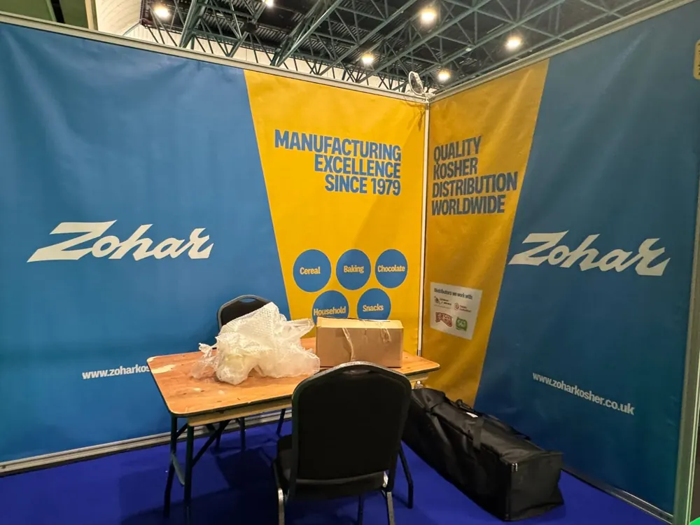 A blue and yellow shell-scheme stand